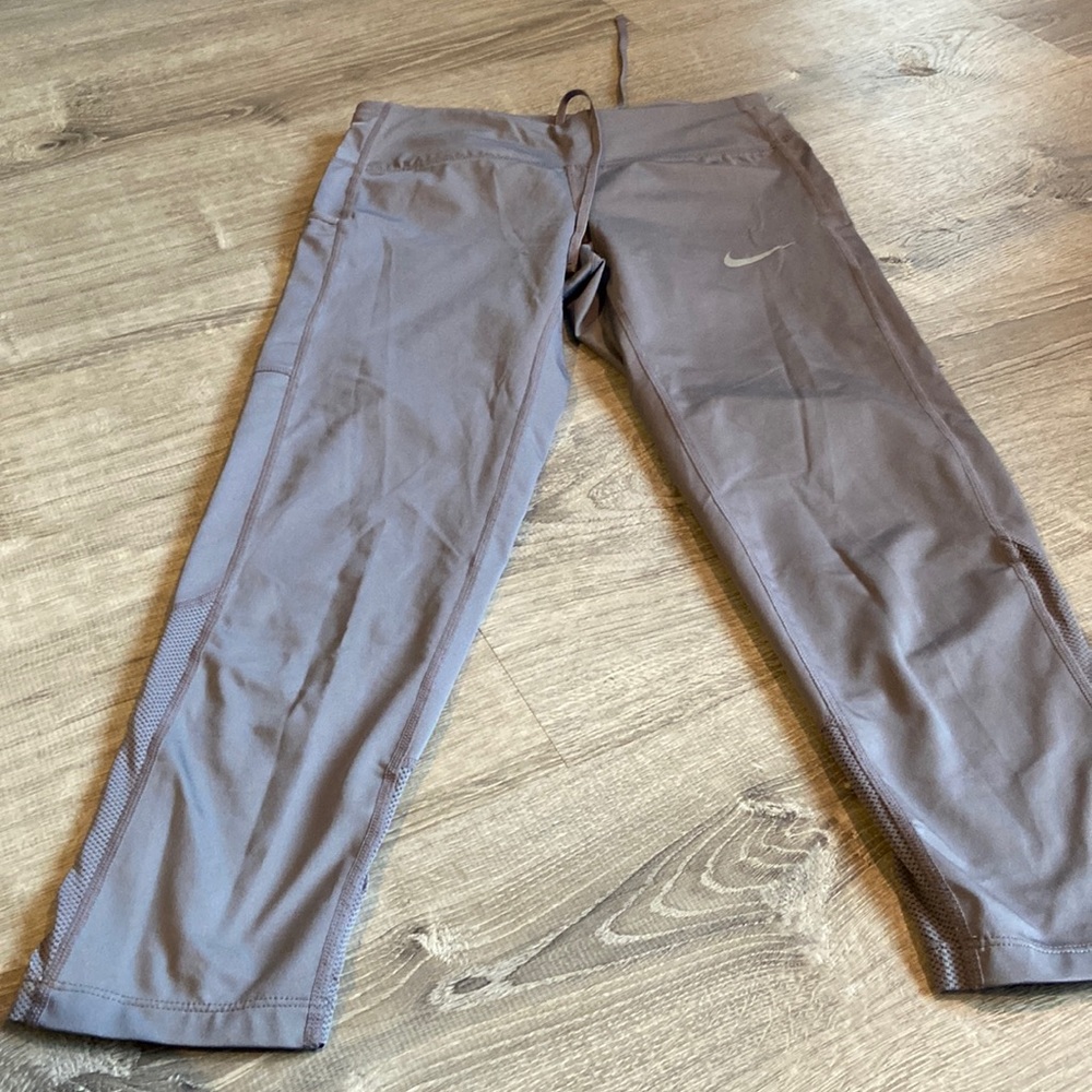 Nike Grey Capri Leggings